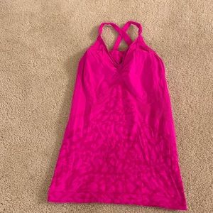 Seamless Zella tank in hot pink, size M